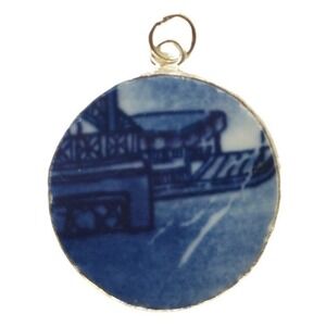 Vintage Blue Willow Broken China Pottery Shard Pendant Round Porcelain Jewelry